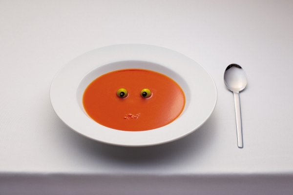 Photograph Simon And Kim Soup Story on One Eyeland